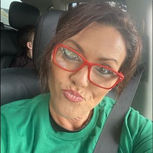 Meet your Posher, Summer